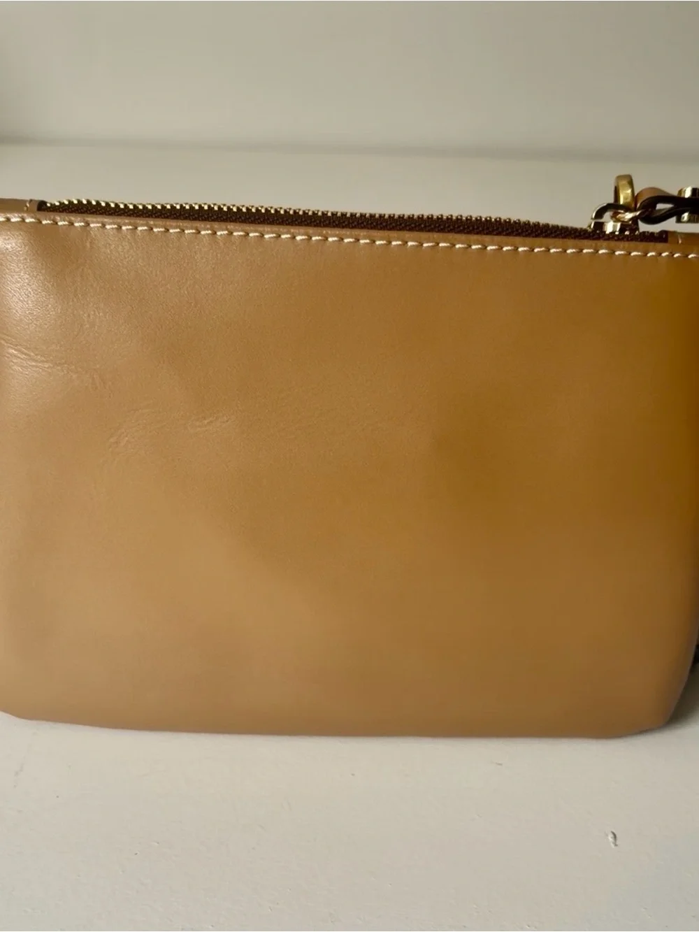 Gianni Chiarini Firenze Leather Zip Wristlet. Made in Italy. Like new.